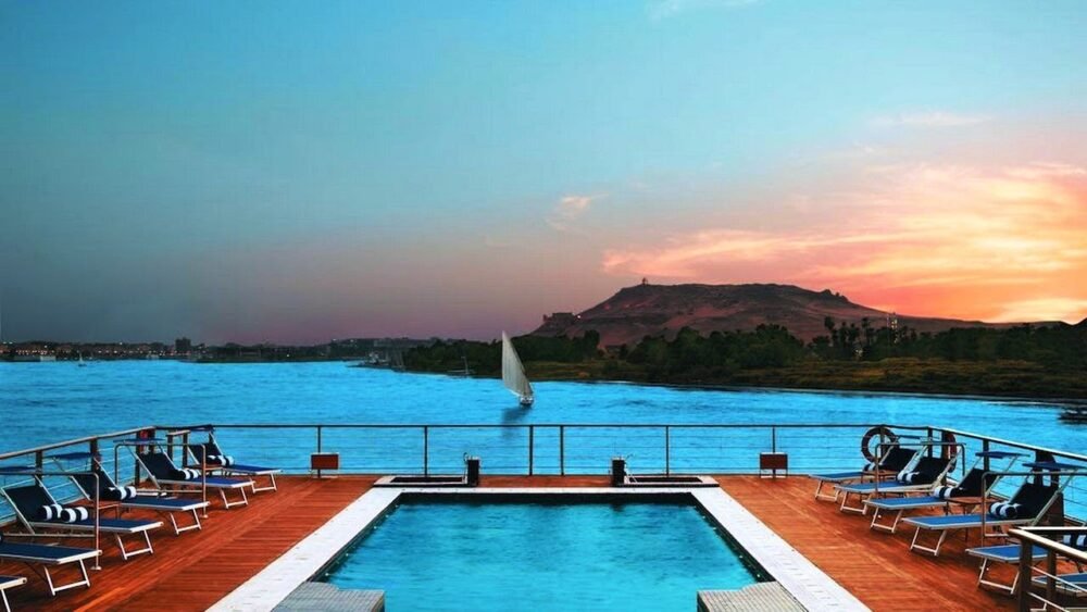 E-LUXOR ASWAN NILE CRUISES - Image 9